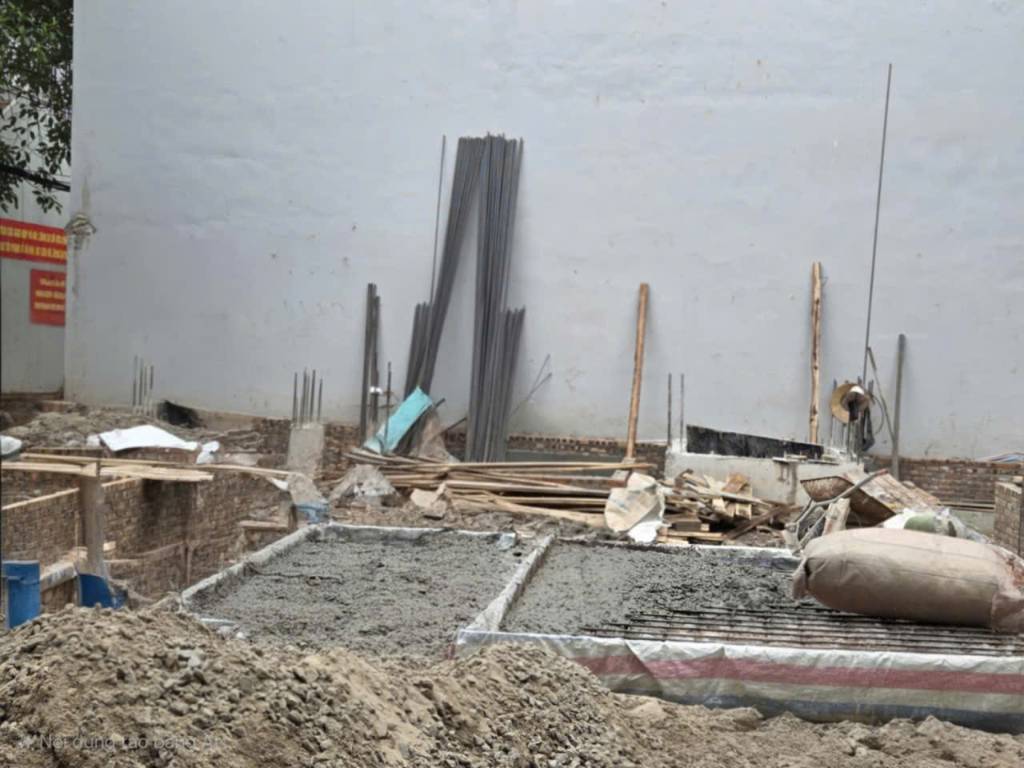 Bán Đất Lạc Long Quân – Tây Hồ, 120m2 x 8.4MT, Ô tô, Kinh doanh, Giá 30.5 Tỷ